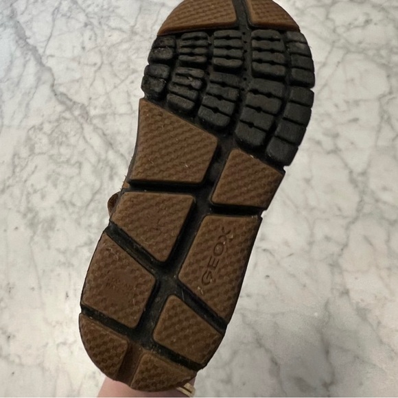 GEOX ankle boots US 1 - Picture 3 of 4